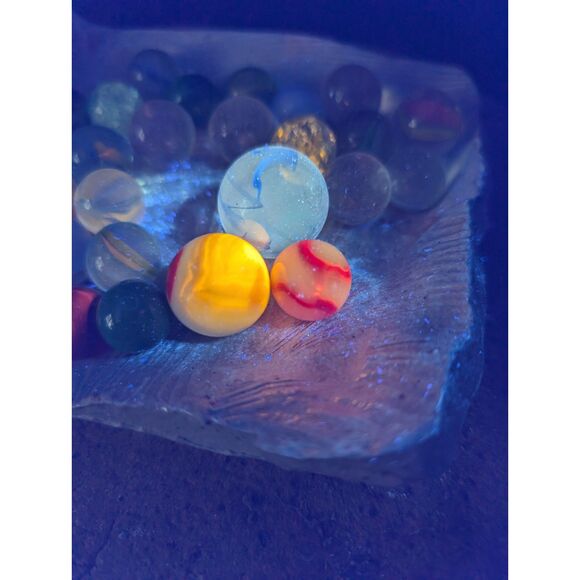 Vintage Marble Lot (28) – UV Reactive, Swirls, Shooters, Mixed Styles - Picture 7 of 11